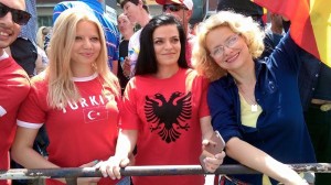 vajza turke dhe shqiptare